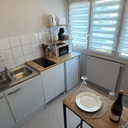 Nouveau - Le Petit Cailly - Place De Parking Deville-les-Rouen